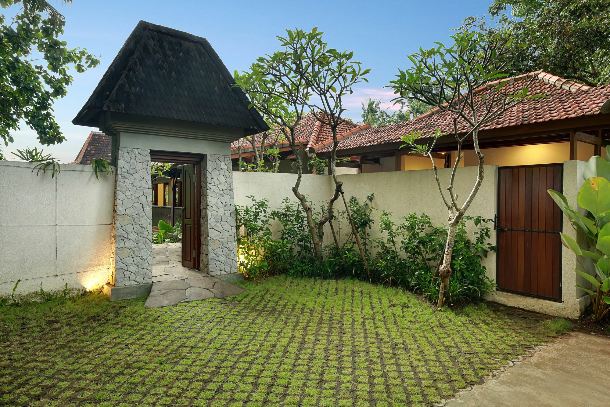 Villa Beji Mawang Ubud By Pramana Villas Экстерьер фото
